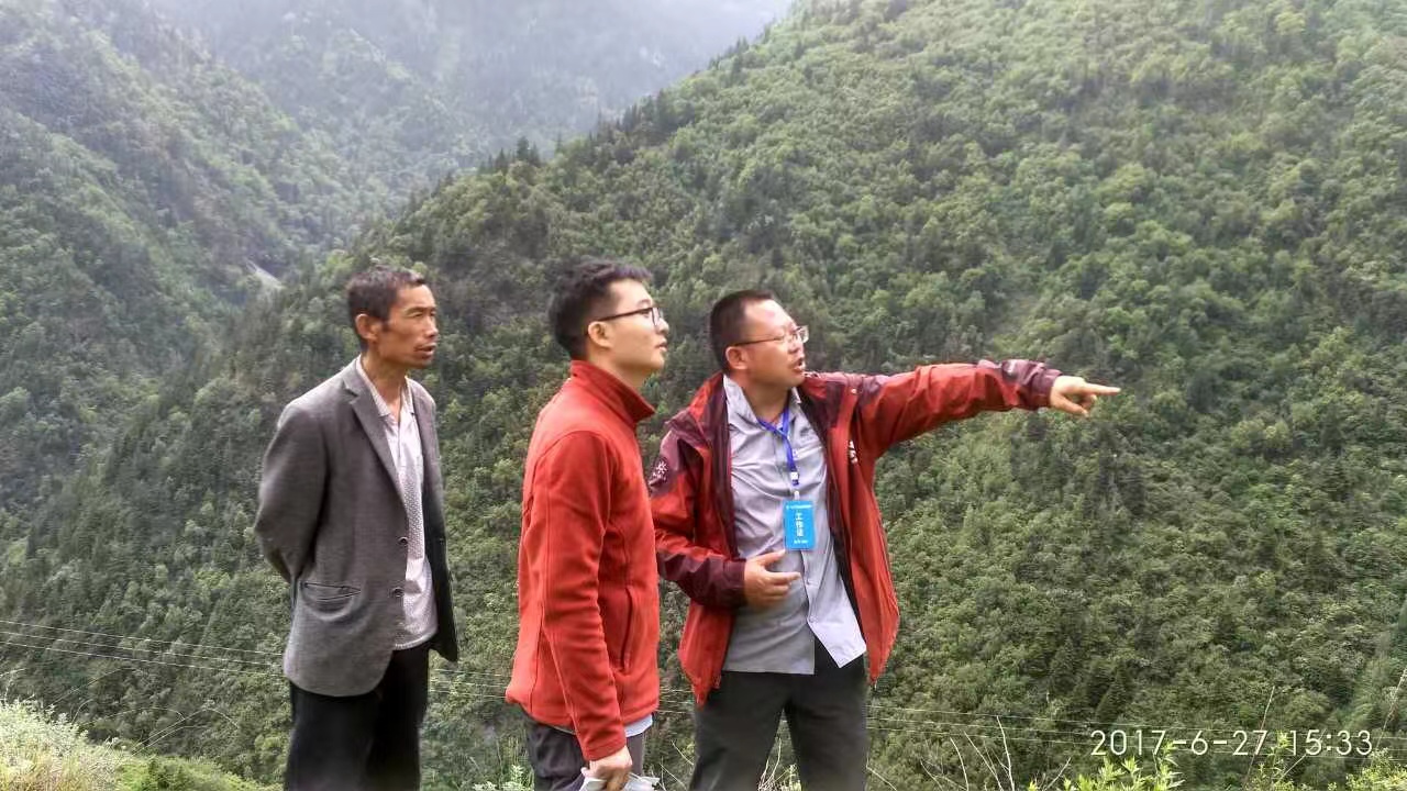 青年崗位能手張雄：因?yàn)闊釔?ài) 所以執(zhí)著